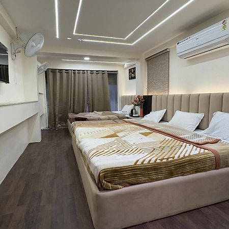 Hotel Anantshree Ujjain Dış mekan fotoğraf