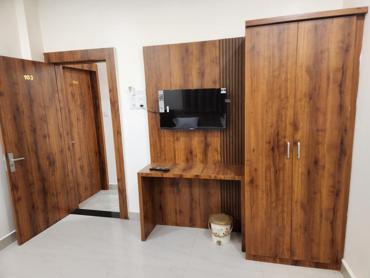 Hotel Anantshree Ujjain Dış mekan fotoğraf