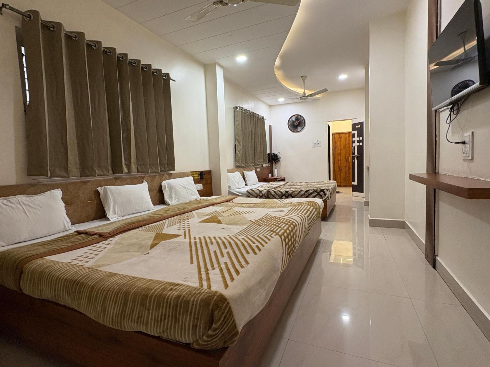 Hotel Anantshree Ujjain Dış mekan fotoğraf
