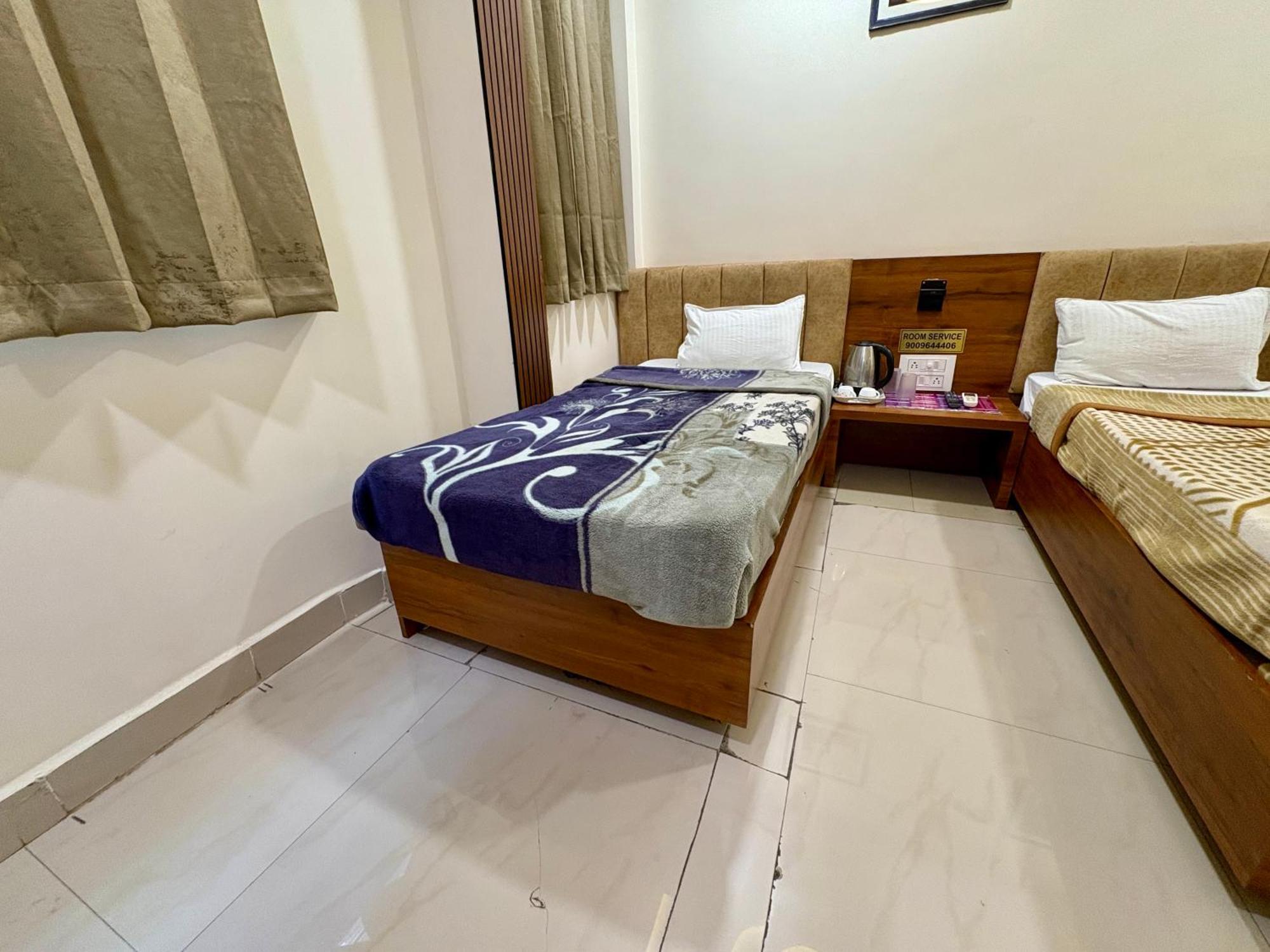 Hotel Anantshree Ujjain Dış mekan fotoğraf